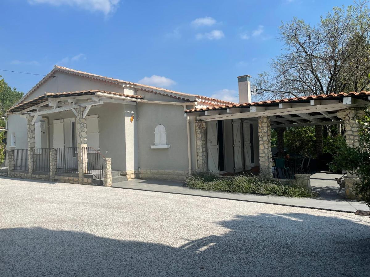 Villa Camille Céreste Екстериор снимка